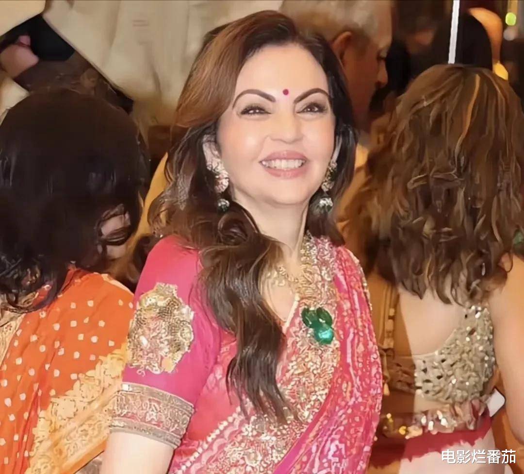 限量包印度首富夫人的顶级珠宝到底有多壕AG真人试玩平台从43亿祖母绿到全钻(图12)