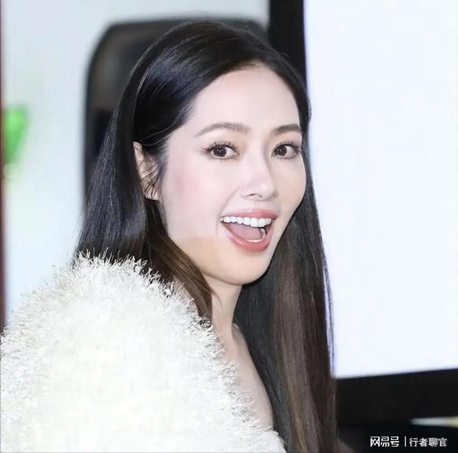 钱向佐带娃有时异地但豪门日子藏不住了AG真人登录郭碧婷手撕谣言:婆婆给(图12) 钱向佐带娃有时异地但豪门日子藏不住了AG真人登录郭碧婷手撕谣言:婆婆给(图12)