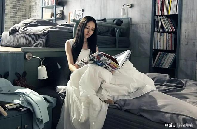 钱向佐带娃有时异地但豪门日子藏不住了AG真人登录郭碧婷手撕谣言:婆婆给(图3) 钱向佐带娃有时异地但豪门日子藏不住了AG真人登录郭碧婷手撕谣言:婆婆给(图3)